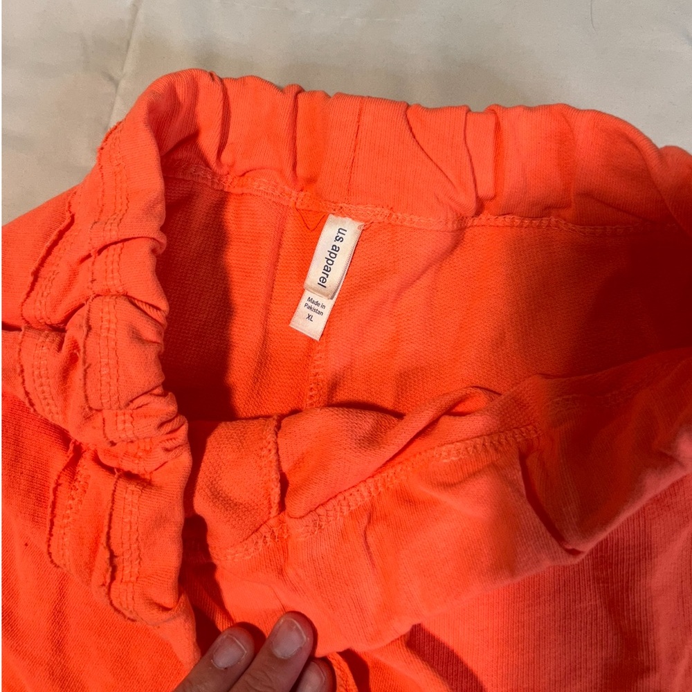 Neon orange shorts - Picture 2 of 2